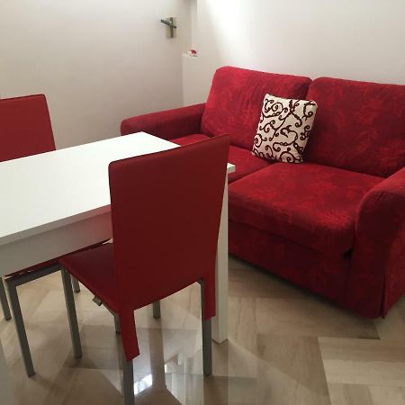 Historic Terrace Apartment Lecce Bagian luar foto